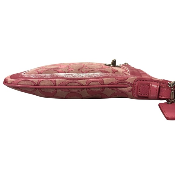 Coach | Signature Cricket Crossbody | Pink Patent Trim | Style 42664 - Picture 4 of 13